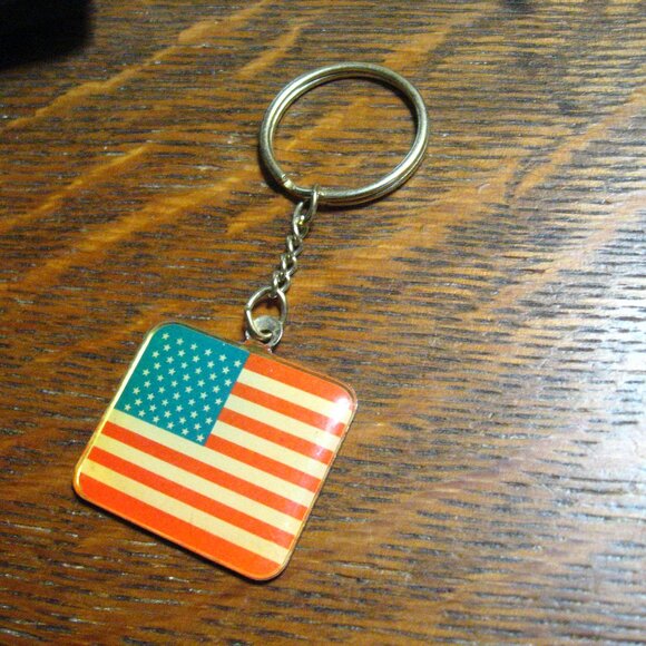 VFW American Flag Vintage Keyring - Picture 6 of 6